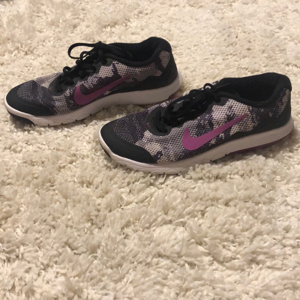 Nike shoes